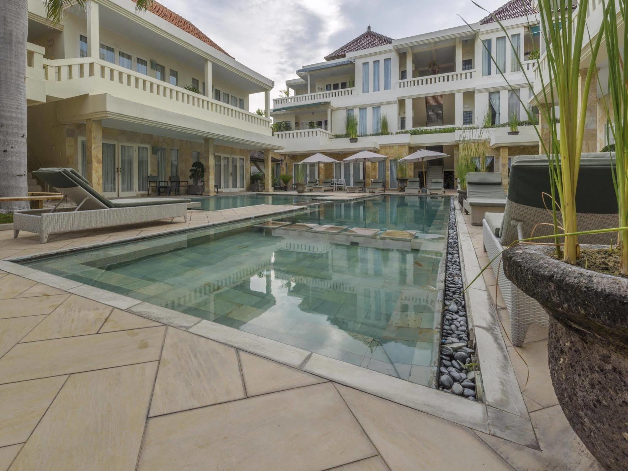Bali Court Hotel & Apartment Legian Extérieur photo